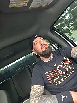 Beardedtattood webcam