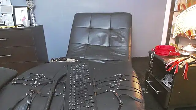 MissVonnTease webcam