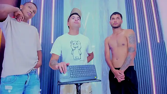 Play_boys_Hot2 webcam