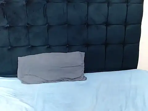 CaramelBootty webcam