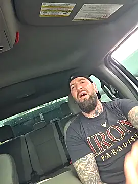 Beardedtattood webcam