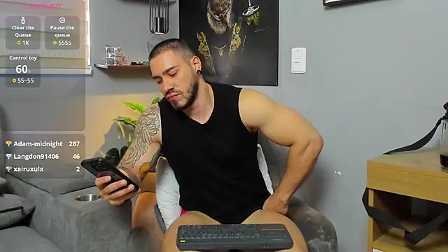 giorgio-leone - Giorgio-Leone's free webcam - UK Sex Cams