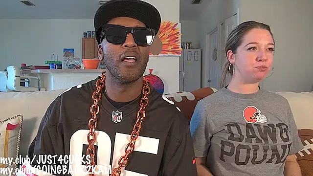 boomboomr00m Live Webcam on Stripchat