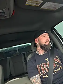 Beardedtattood webcam