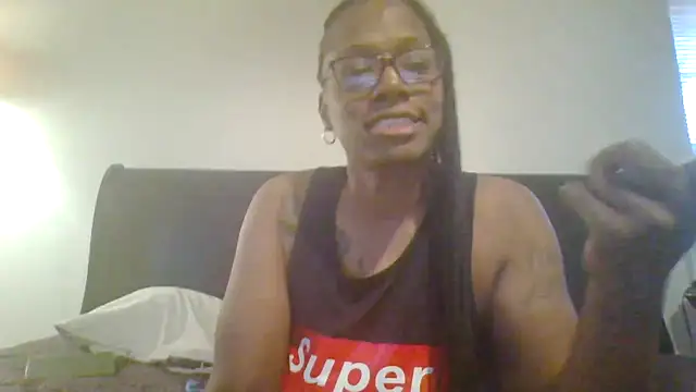 SweetParadise00 webcam