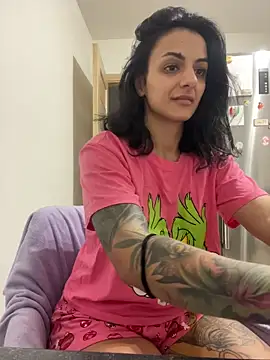 nnnoire (Ask my age) - Do the x mas tree today