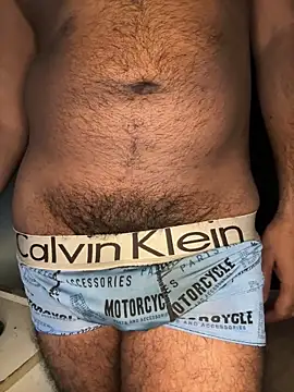 yourhoneyx1 (M young) - open undi