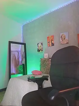 nahiarapalmer19 webcam