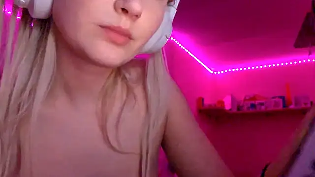 KarinRobertson webcam