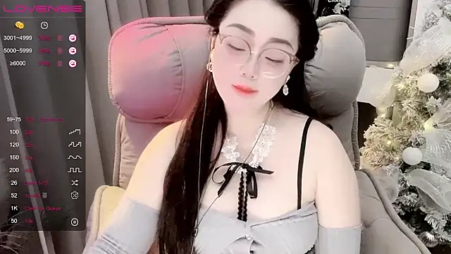 Monica-666888- webcam