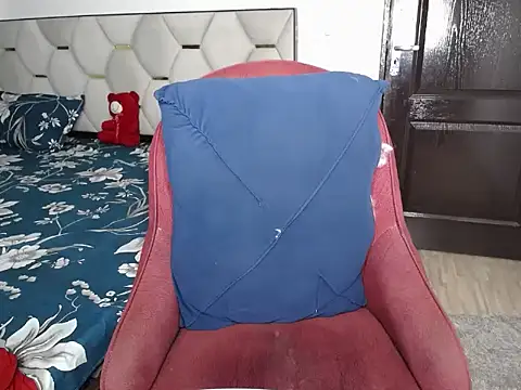 Husan-e-Jasmine webcam