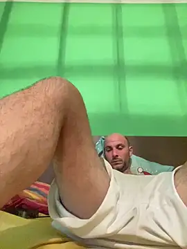 tubfunaske Live Webcam on Stripchat