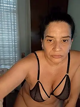 moritasalvaj - MoritaSalvaj's free webcam - UK Sex Cams