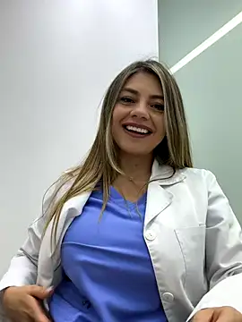 alicee16 (F young) - You make me take off my bra and be left