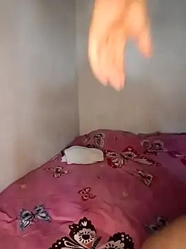 Karoline_milf_hot webcam