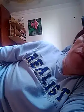 Chantalvedette webcam