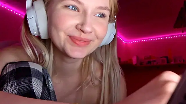 KarinRobertson webcam