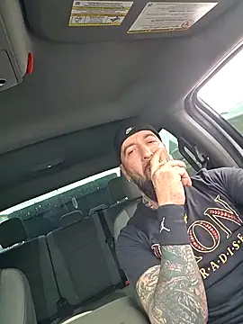 Beardedtattood webcam