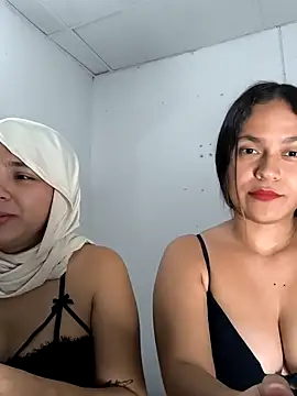 Nadia_hasbun webcam