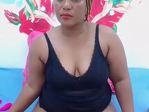 SexyEbony37X webcam
