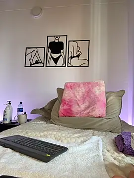 ellie_mcdonald webcam