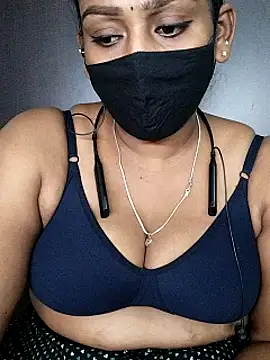 tamil_Monisha webcam