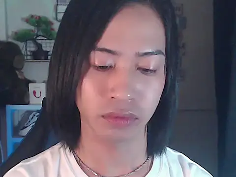 Miracle_TheBrat webcam