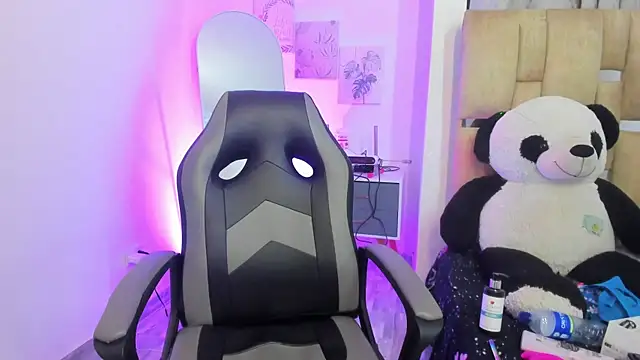 JulianaCarter webcam