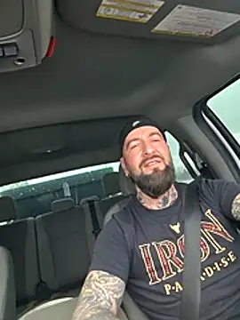 Beardedtattood webcam