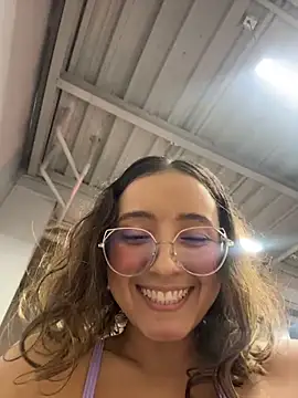 Kay_LustyWife webcam