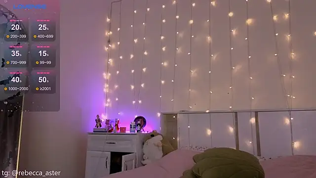 RebeccaAster webcam