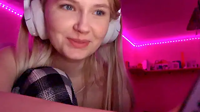 KarinRobertson webcam