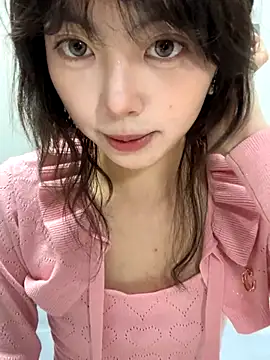 xuannv0000 (F young) - 小猫穿高跟鞋👠