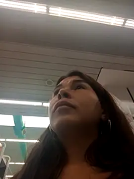 camy721 (Ask my age) - 👋😉 Tease & Touch — Tocar y provocar