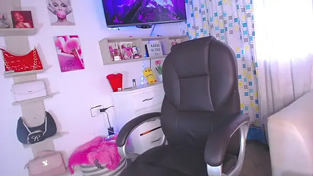 sarahh_angeel webcam