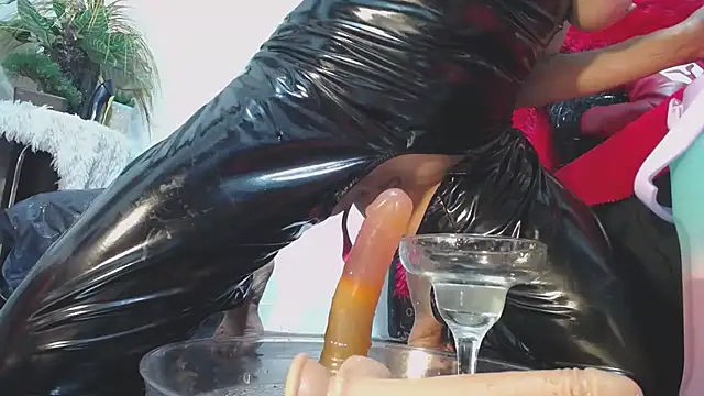 marilyn_jon3s webcam