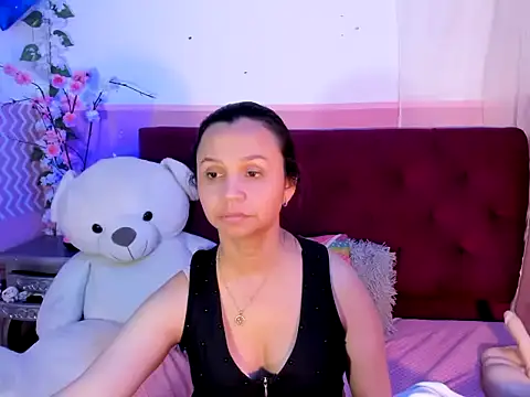 candysmitxxx (Ask my age) - anal plug + control of my domi