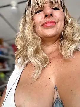 sammyqueenx21 webcam