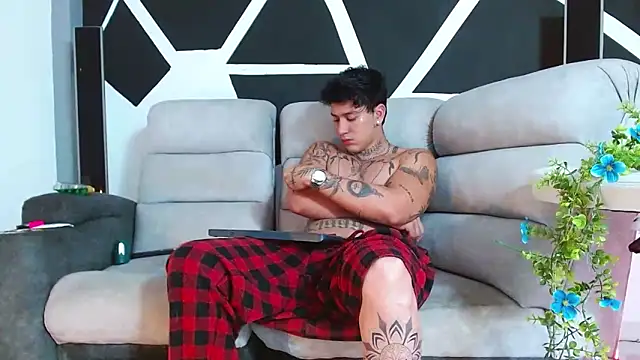 justin_fuller1 (M young) - cum today goal today