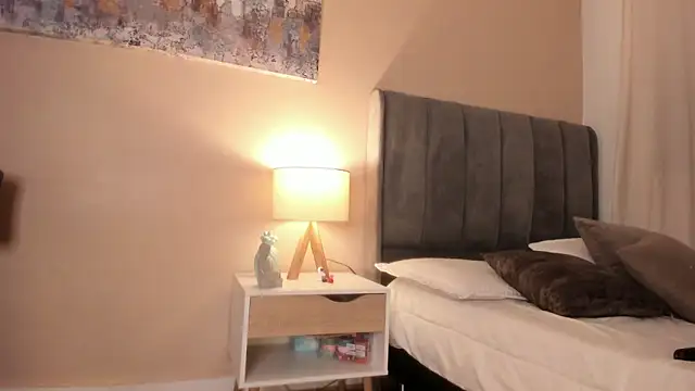 dakotaa__ (F young) - TOPLESS + ICE