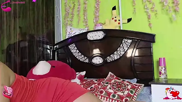 sexyhoney27 (F young) - pussy  oil