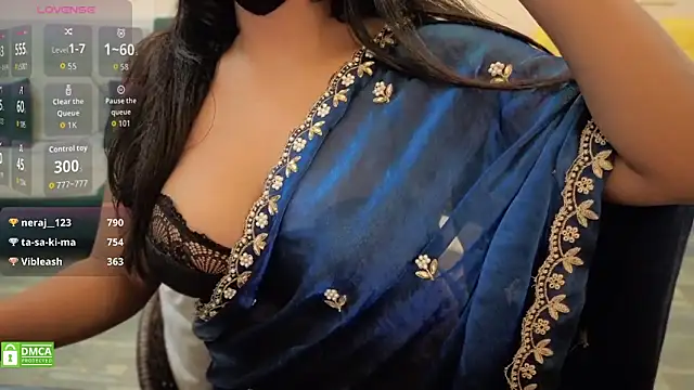 lushritu (F young) - Domi Clit Play