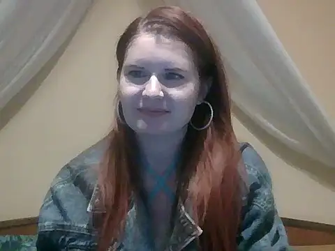 Olivia_SnowWhite webcam