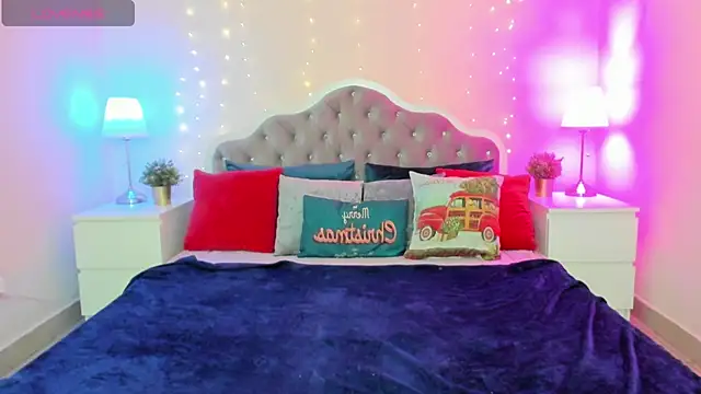 CamillaDreamer webcam