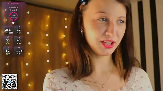 LorinaMaffitt webcam