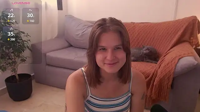 Your_Hand_In_mine webcam