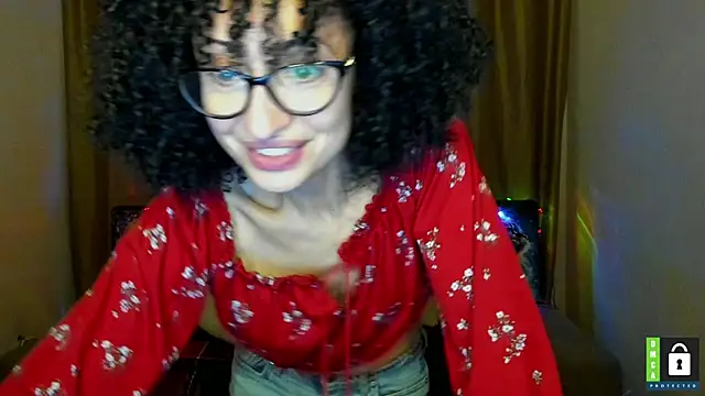 Arianasweety23 webcam