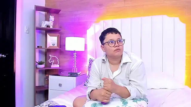 AmeliaConer_NovaBell webcam