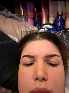 IssadoraaPink webcam