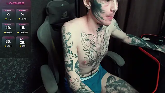 lonelycrystal webcam